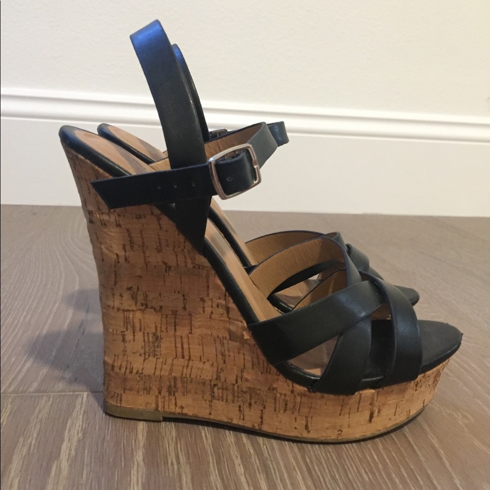 Black wedges size 8